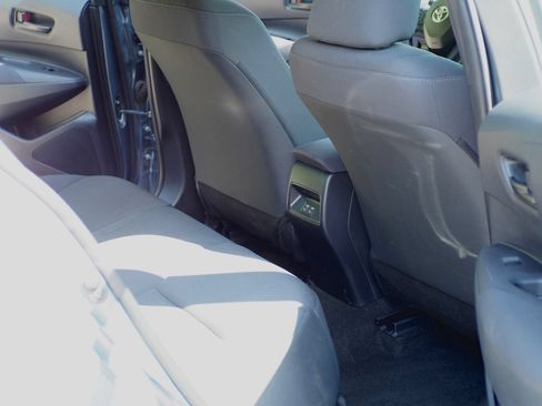 Used 2024 Toyota Corolla LE FWD image 15