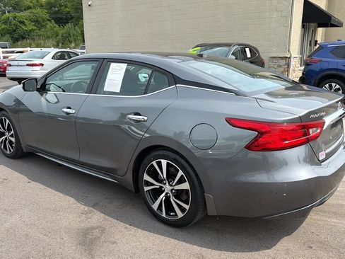 Used 2018 Nissan Maxima Platinum FWD image 3