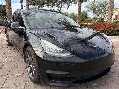 Used 2019 Tesla Model 3 Long Range image 1