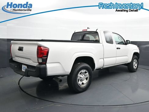 Used 2023 Toyota Tacoma SR RWD image 10