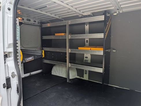 Used 2023 RAM ProMaster 2500 w/ Driver Convenience Group FWD image 17