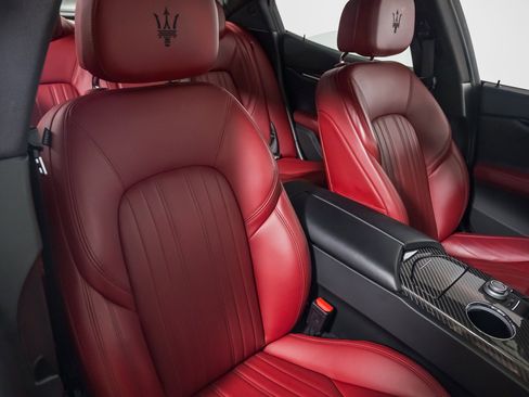 Used 2022 Maserati Ghibli Modena Q4 image 28