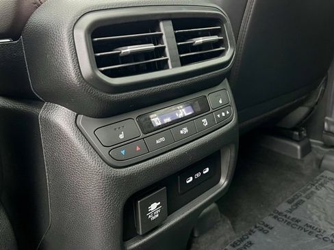 Certified 2025 Honda Pilot Elite image 35