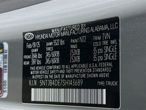 Used 2025 Hyundai Santa Cruz SEL FWD image 12
