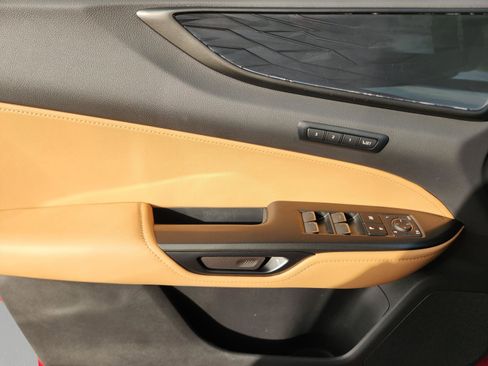 Used 2025 Lexus NX 250 FWD w/ Towing Package (2000 Lbs) image 27