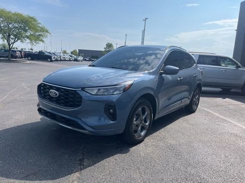 Used 2024 Ford Escape ST-Line Select w/ Tech Pack #1 image 2