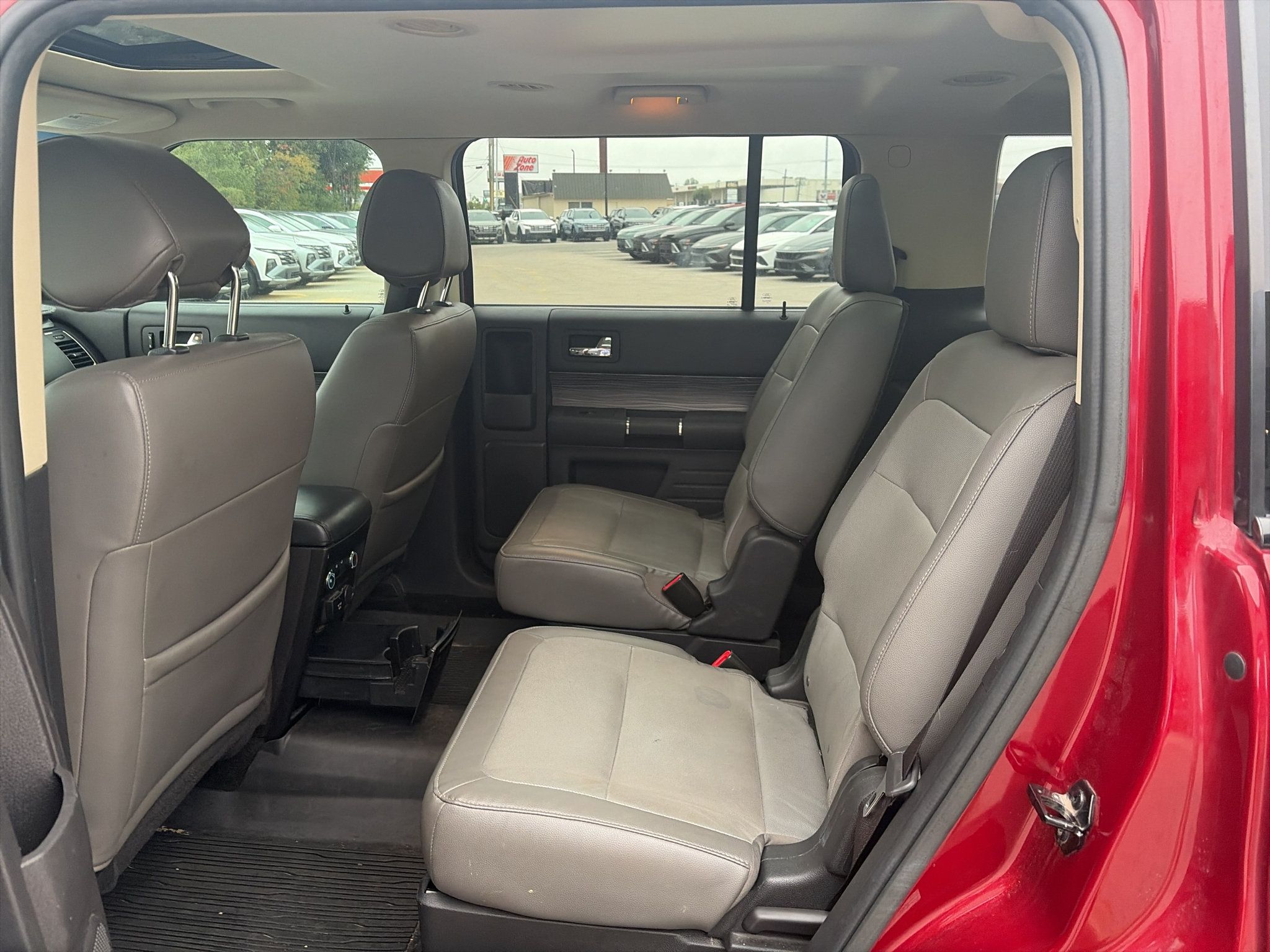 Used 2018 Ford Flex SEL w/ Equipment Group 202A FWD image 11