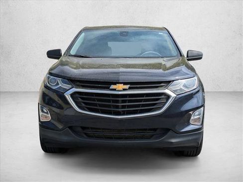 Used 2020 Chevrolet Equinox LS w/ LS Convenience Package FWD image 2