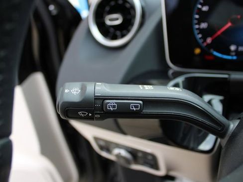 Used 2021 Mercedes-Benz GLA 250 4MATIC image 6