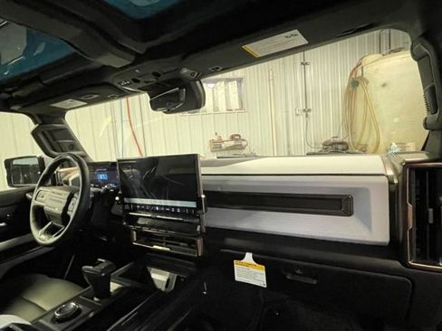 New 2024 GMC Hummer EV 2X image 20