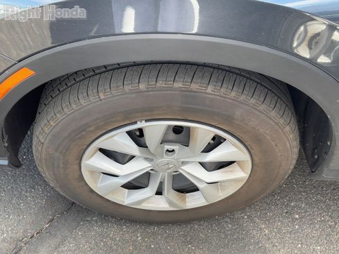 Used 2025 Honda CR-V LX image 6