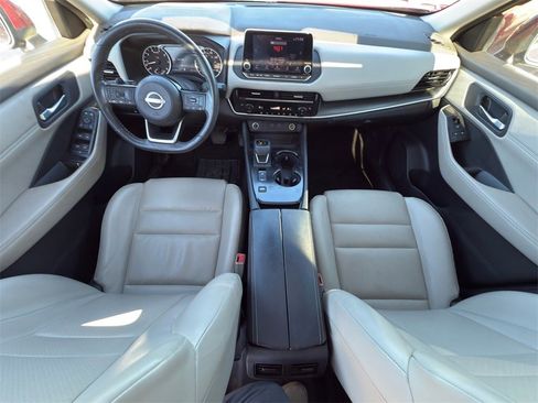 Used 2023 Nissan Rogue SV w/ SV Premium Package image 22