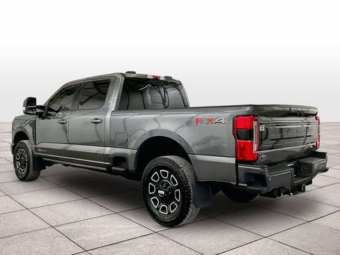 Certified 2025 Ford F350 Platinum AWD/4WD image 10
