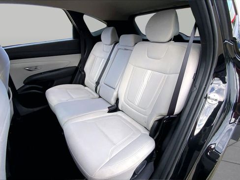 Used 2025 Hyundai Tucson SEL FWD image 19
