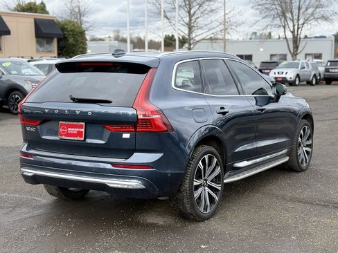 Used 2023 Volvo XC60 T8 Ultimate image 6