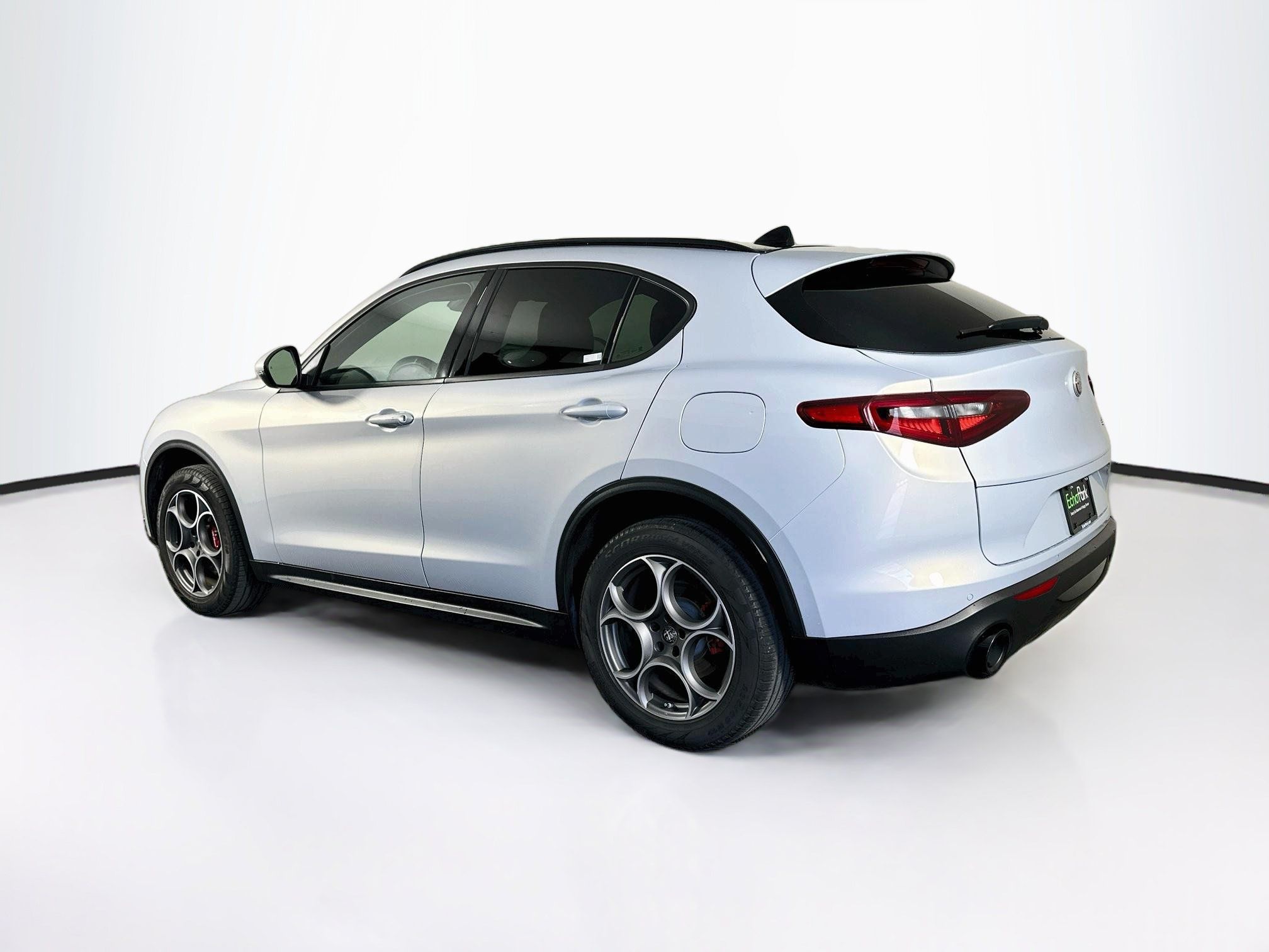 Used 2023 Alfa Romeo Stelvio Sprint RWD image 5