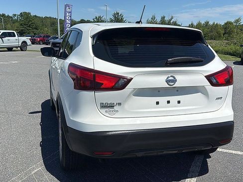 Used 2019 Nissan Rogue Sport S AWD/4WD image 8