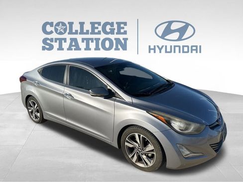 Used 2016 Hyundai Elantra Limited image 3
