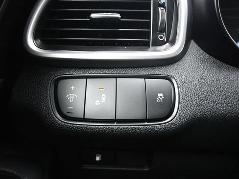 Used 2019 Kia Sorento S AWD/4WD image 26