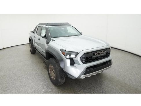 New 2025 Toyota Tacoma Trailhunter image 14