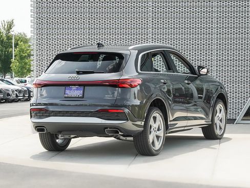 New 2025 Audi Q5 Premium Plus image 3