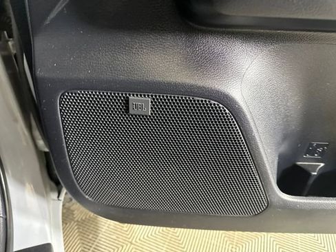 Used 2018 Toyota Tacoma TRD Sport image 47