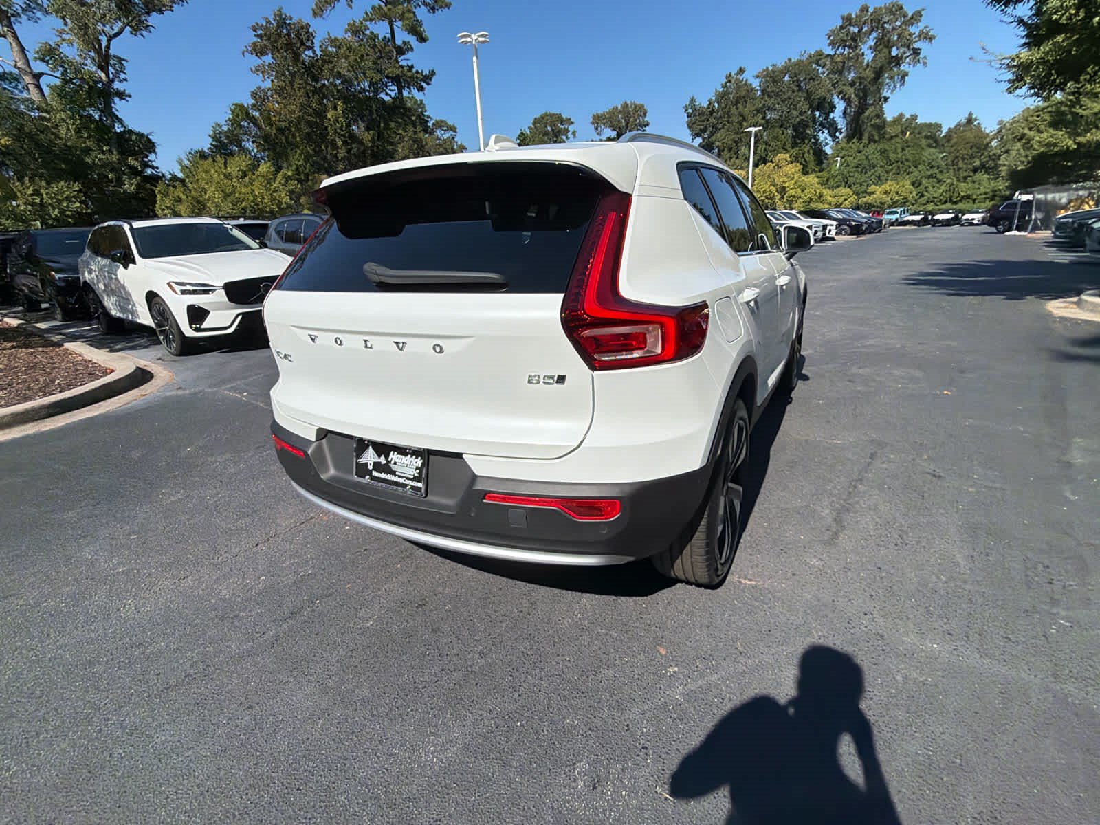 Used 2023 Volvo XC40 B5 Plus w/ Protection Package Premier AWD/4WD image 15