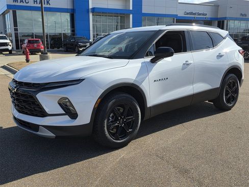 New 2026 Chevrolet Blazer LT w/ Convenience Package image 6