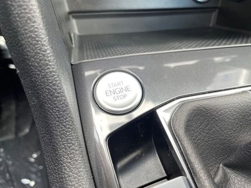 Used 2022 Volkswagen Tiguan S AWD/4WD image 14