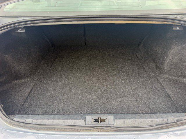 Used 2017 Subaru Legacy 2.5i Premium AWD/4WD image 17