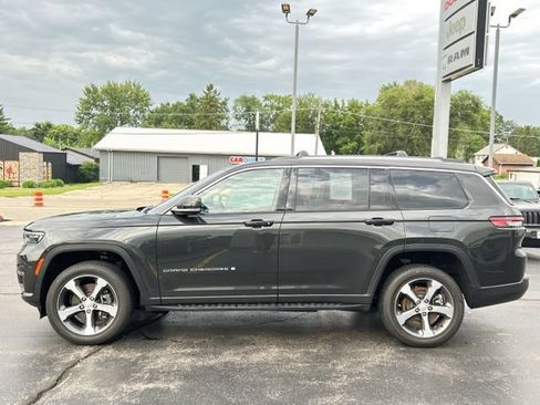 Used 2023 Jeep Grand Cherokee L Limited AWD/4WD image 6