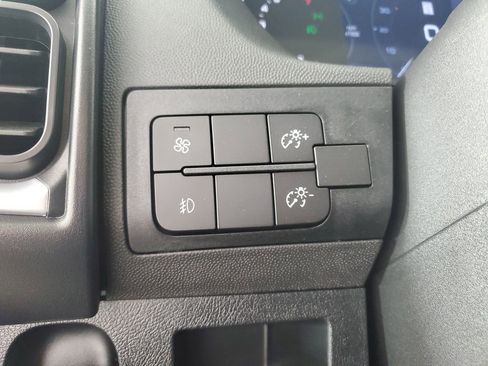 Used 2024 RAM ProMaster 2500 w/ Quick Order Package 22G SLT image 26