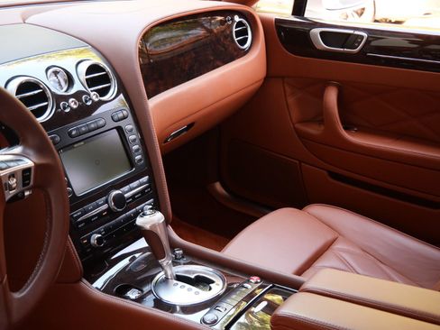 Used 2009 Bentley Flying Spur Flying Spur Speed image 12