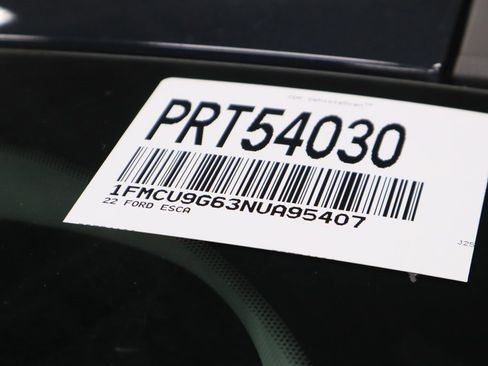 Certified 2022 Ford Escape SE w/ Cold Weather Package image 35