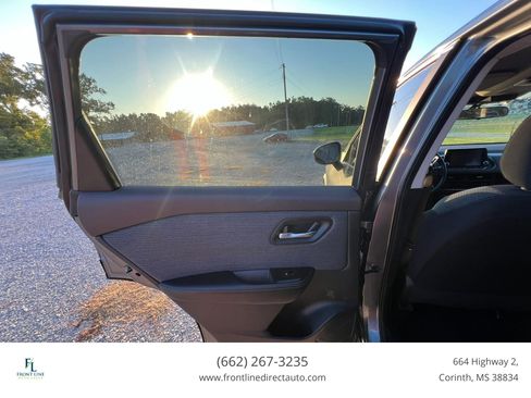 Used 2023 Nissan Rogue SV FWD image 19