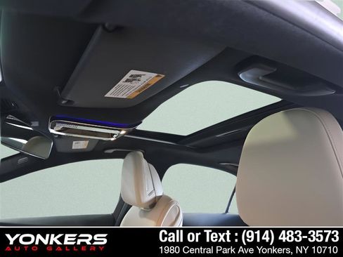 Used 2023 Mercedes-Benz C 300 4MATIC Sedan image 12