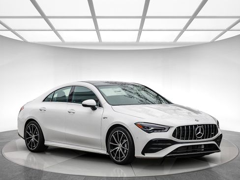 New 2026 Mercedes-Benz CLA 35 AMG 4MATIC image 5