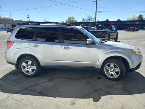 Used 2010 Subaru Forester 2.5X Limited w/ Popular Equipment Group 7B image 7