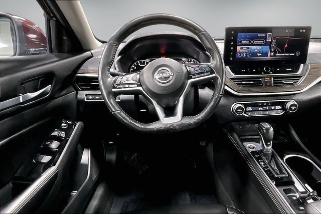 Used 2024 Nissan Altima 2.5 SL FWD image 10