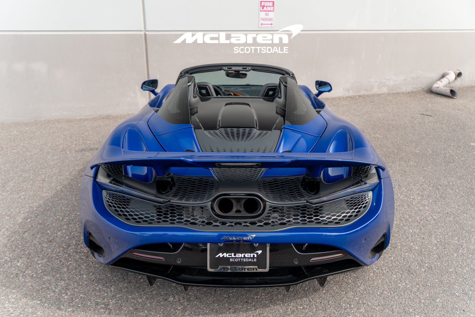 Used 2024 McLaren 750S Spider RWD image 26