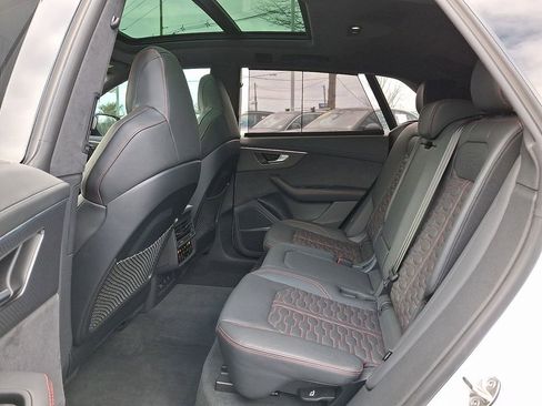 Certified 2024 Audi RS Q8 image 17