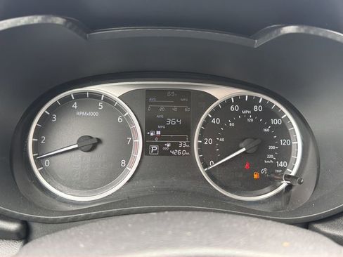 Used 2025 Nissan Versa S w/ Trunk Package FWD image 10