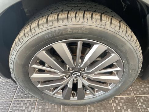 Used 2023 Nissan Pathfinder SL w/ SL Premium Package image 6