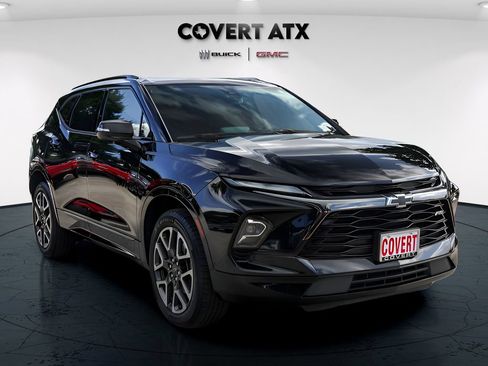 Used 2024 Chevrolet Blazer RS w/ Enhanced Convenience Package FWD image 9