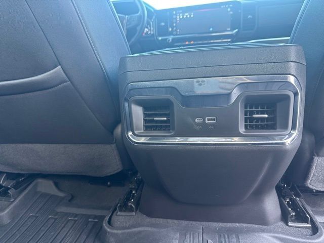 Used 2024 GMC Sierra 1500 SLT w/ SLT Premium Package AWD/4WD image 20