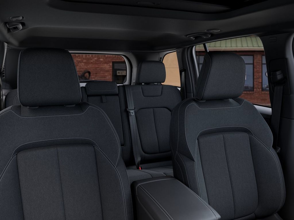 New 2025 Jeep Grand Cherokee Laredo X w/ Luxury Tech Group I AWD/4WD image 28