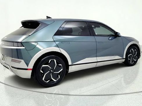 Used 2024 Hyundai Ioniq 5 Limited RWD image 9