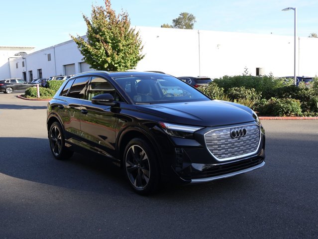 Used 2022 Audi Q4 e-tron Premium Plus AWD/4WD image 4