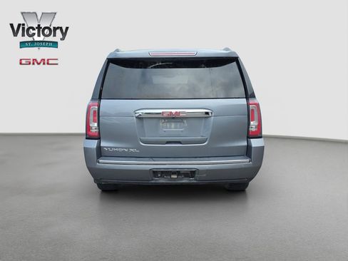 Used 2020 GMC Yukon XL Denali w/ Denali Ultimate Package AWD/4WD image 16