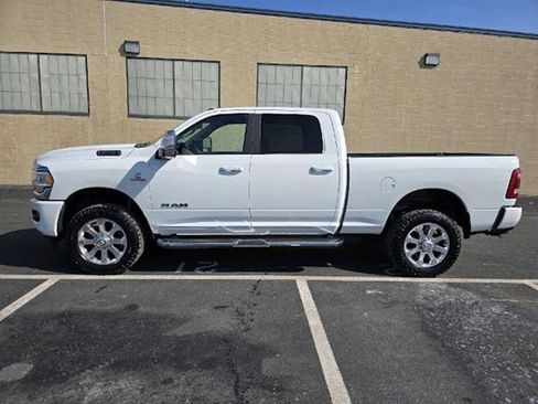 Used 2023 RAM 2500 Laramie AWD/4WD image 6